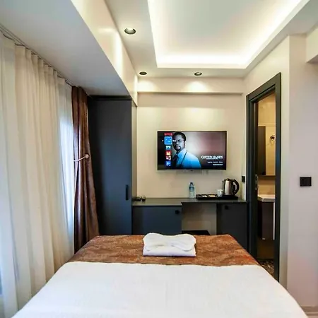 Single With Sea View, Next To Hagia Sofia *