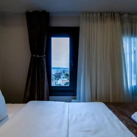 Single With Sea View, Next To Hagia Sofia Apartment